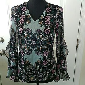 IZ Byer Floral print blouse with ruffled sleeves